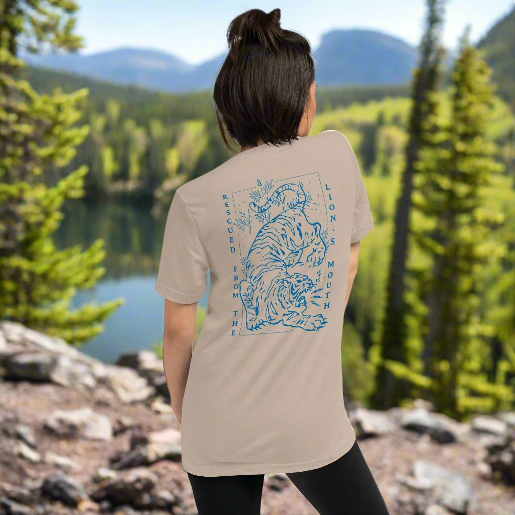 Daniel's Courage: Women's Lion Graphic T-Shirt - Faith-Mark